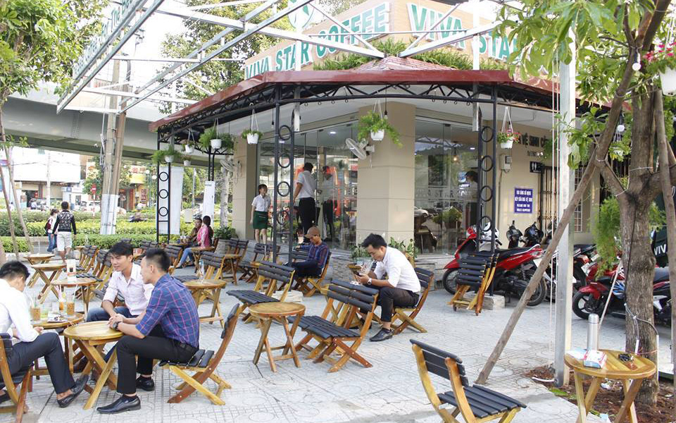 You are currently viewing VIVA THAY ĐỔI CHÍNH SÁCH MỞ ĐIỂM CHO CHUỖI 3 THƯƠNG HIỆU VIVA TOGO – VIVA STAR COFFEE – VIVA RESERVE